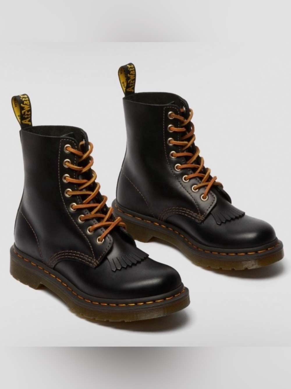 Dr. Martens Black Leather Lace-Up Boots Pascal Abruzzo 1460 size 5 USA
